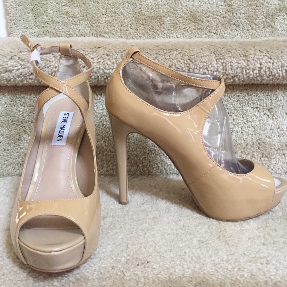 Steve Madden hotness blush heel